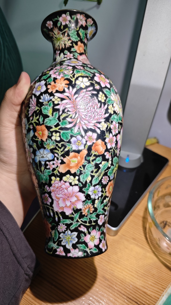 古玩陶瓷解放初 粉彩百花不落地瓶拍賣,當(dāng)前價格0元