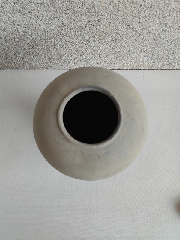 古玩陶瓷灰陶弦紋谷倉拍賣,當前價格1234元