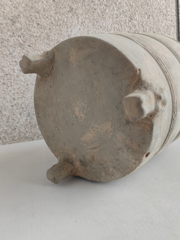 古玩陶瓷灰陶弦紋谷倉拍賣,當前價格1234元
