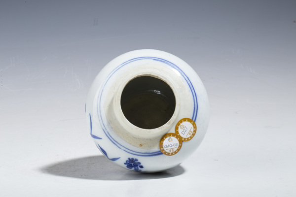 古玩陶瓷清晚·德化窯青花花卉紋小罐拍賣，當(dāng)前價(jià)格200元