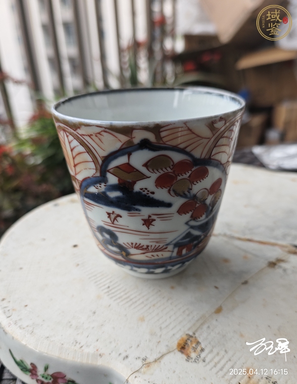古玩陶瓷晚清青花加彩杯真品鑒賞圖