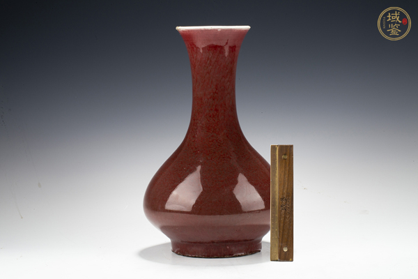 古玩陶瓷清中晚·郎紅釉賞瓶真品鑒賞圖
