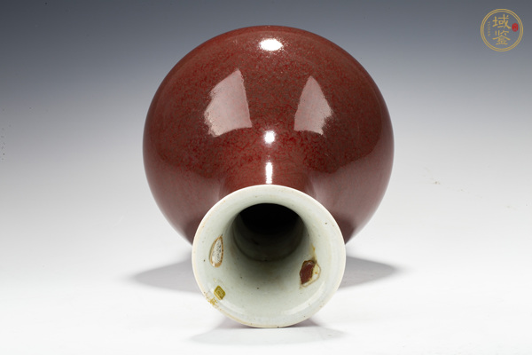 古玩陶瓷清中晚·郎紅釉賞瓶真品鑒賞圖