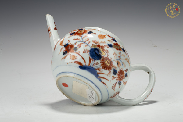 古玩陶瓷清康熙·青花礬紅描金花卉紋茶壺真品鑒賞圖
