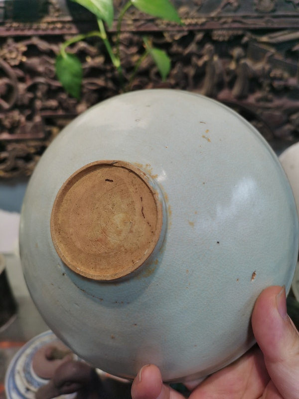 古玩陶瓷宋代影青劃花碗拍賣，當(dāng)前價(jià)格300元