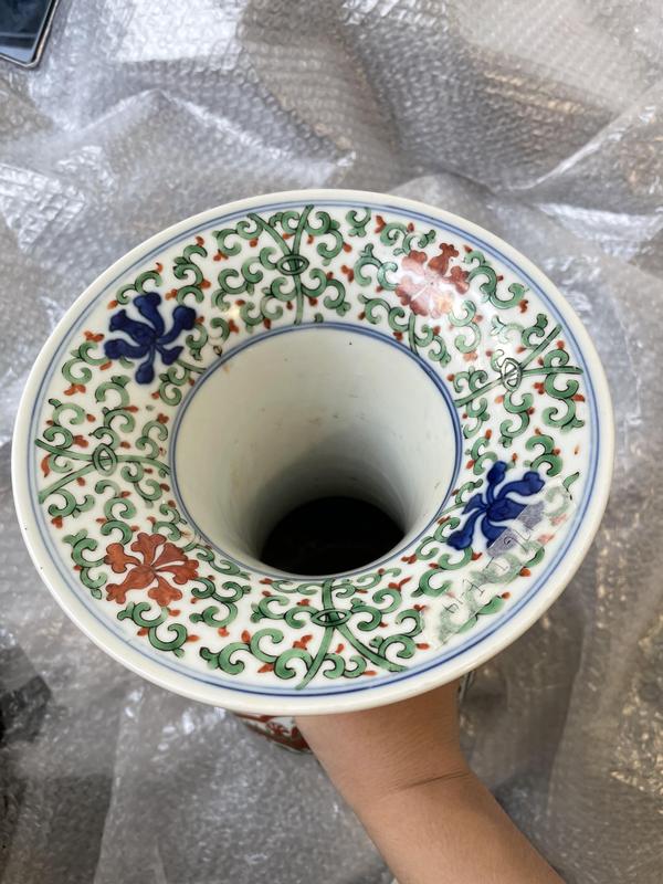 古玩陶瓷清光緒·青花五彩團(tuán)紋花觚拍賣，當(dāng)前價(jià)格28000元