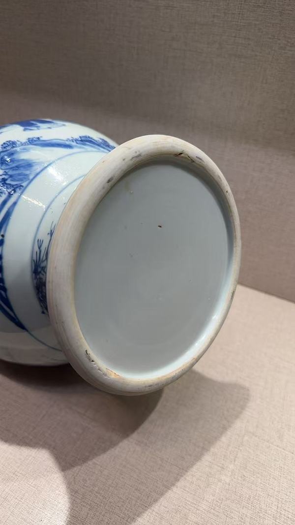 古玩陶瓷康熙青花仙神人物紋盤口尊拍賣，當(dāng)前價(jià)格20000元
