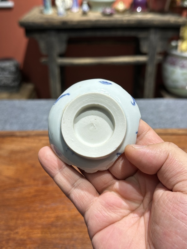 古玩陶瓷清代雍正青花龍紋杯玉璧底瓷片拍賣,當前價格260元