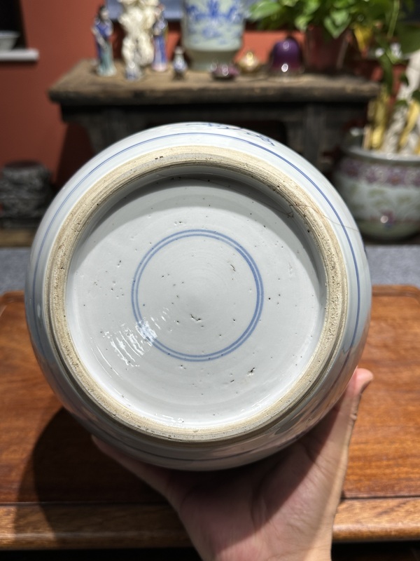 古玩陶瓷清代雍正青花三開窗娃娃罐拍賣,當前價格12800元