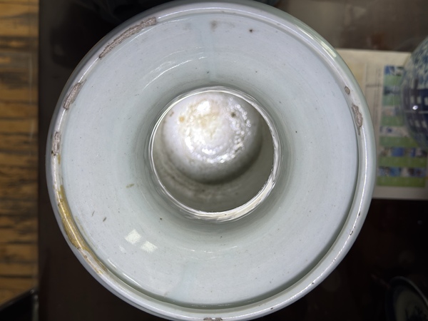 古玩陶瓷清中期豆青釉青花雉雞牡丹圖洗口瓶拍賣，當前價格1800元