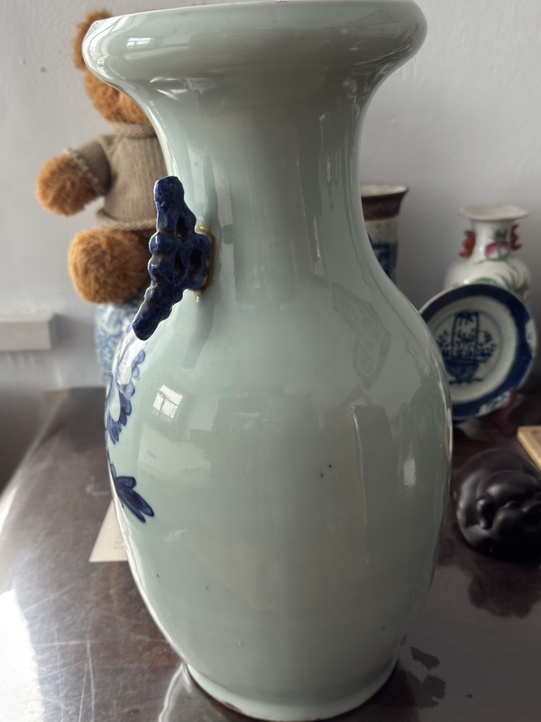 古玩陶瓷清中期豆青釉青花雉雞牡丹圖洗口瓶拍賣，當前價格1800元