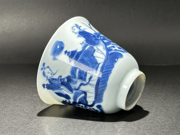 古玩陶瓷清道光·青花仙人乘槎紋鈴鐺杯拍賣,當前價格5500元