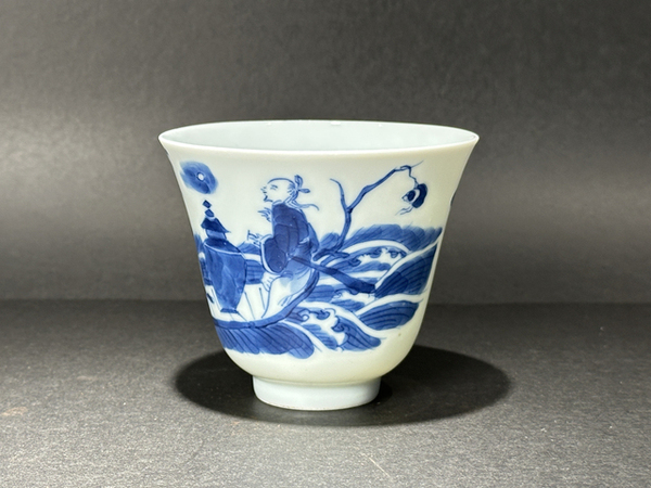 古玩陶瓷清道光·青花仙人乘槎紋鈴鐺杯拍賣,當前價格5500元