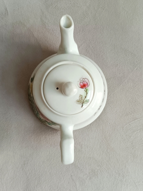 古玩陶瓷粉彩花鳥花卉紋茶壺拍賣，當前價格533元