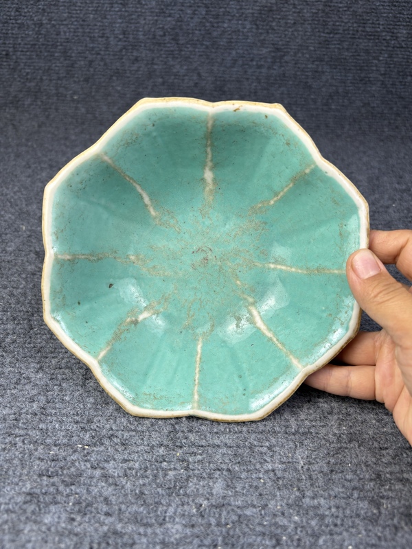 古玩陶瓷粉彩洞石牡丹花口供碗拍賣,當前價格1888元