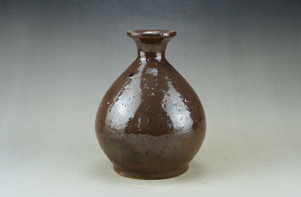 古玩陶瓷清代.紫金釉玉壺春瓶（瓶中皇后）拍賣，當前價格680元