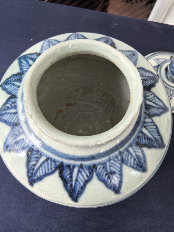 古玩陶瓷明宣德青花花卉紋蓋罐拍賣，當(dāng)前價(jià)格4980元