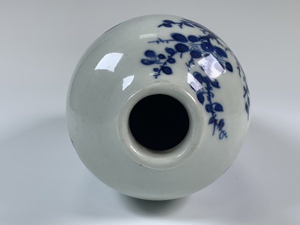 古玩陶瓷清道咸·青花花卉詩文蘿卜瓶拍賣，當(dāng)前價(jià)格0元