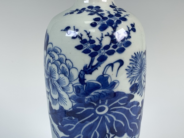 古玩陶瓷清道咸·青花花卉詩文蘿卜瓶拍賣，當(dāng)前價(jià)格0元