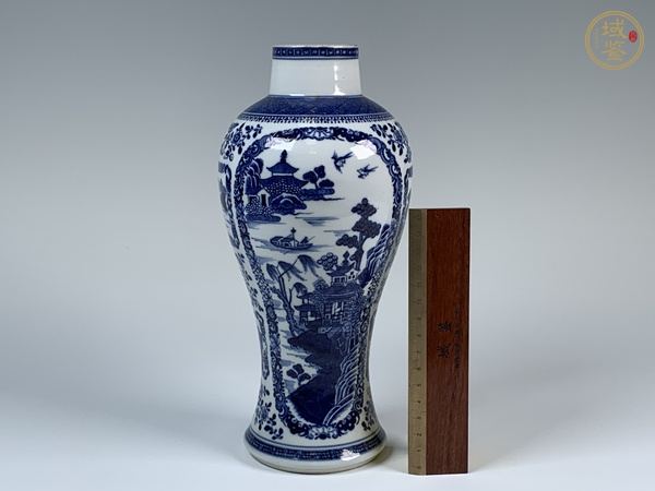 古玩陶瓷清乾隆·細(xì)路青花山水樓閣紋雞腿瓶真品鑒賞圖