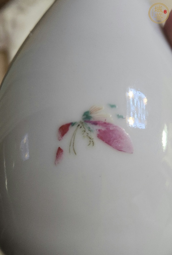古玩陶瓷民國(guó) 粉彩花鳥(niǎo)紋盤(pán)口瓶真品鑒賞圖