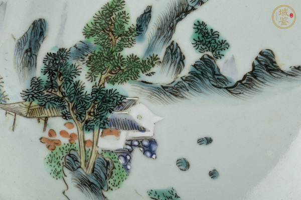 古玩陶瓷清中·粉彩山水樓閣紋盤真品鑒賞圖