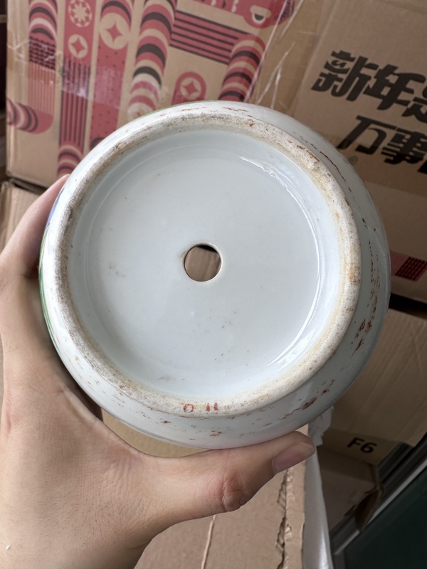 古玩陶瓷油粉彩人物故事紋花盆拍賣，當前價格2500元