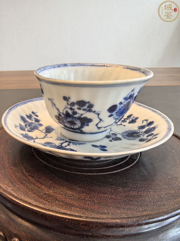 古玩陶瓷康熙青花折枝花卉紋杯碟拍賣，當前價格1500元