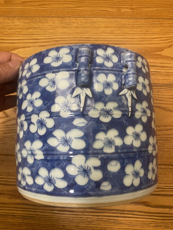 古玩陶瓷青花冰梅圖蓋缸拍賣，當(dāng)前價(jià)格8600元