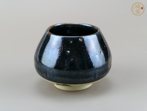 古玩陶瓷黑釉雞心罐真品鑒賞圖