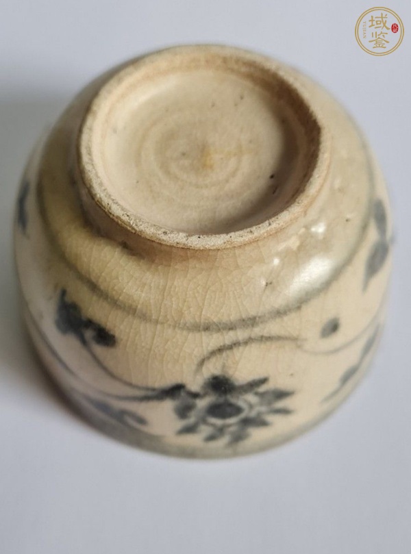 古玩陶瓷青花花卉杯真品鑒賞圖
