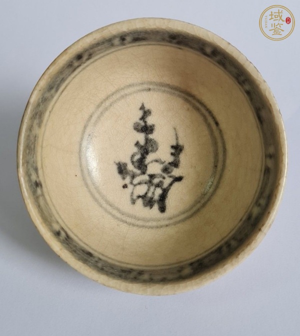 古玩陶瓷青花花卉杯真品鑒賞圖