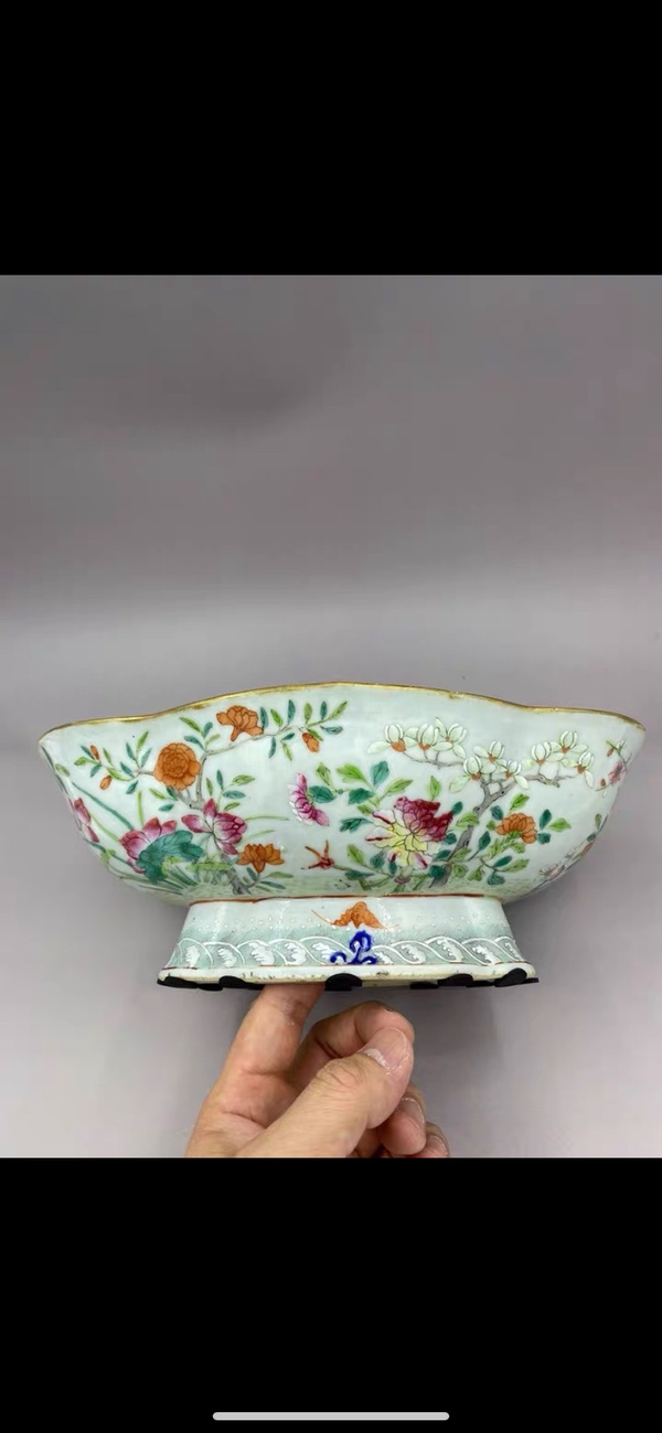 古玩陶瓷清嘉道 細路粉彩十二花神金玉滿堂高足貢碗拍賣,當前價格6800元