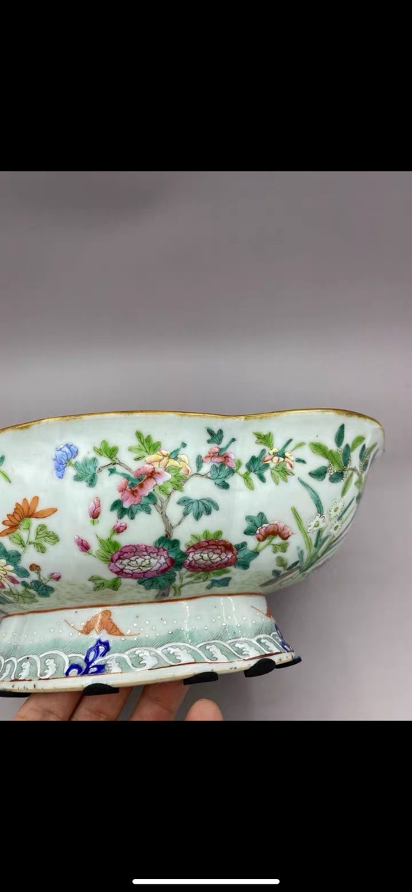 古玩陶瓷清嘉道 細路粉彩十二花神金玉滿堂高足貢碗拍賣,當前價格6800元