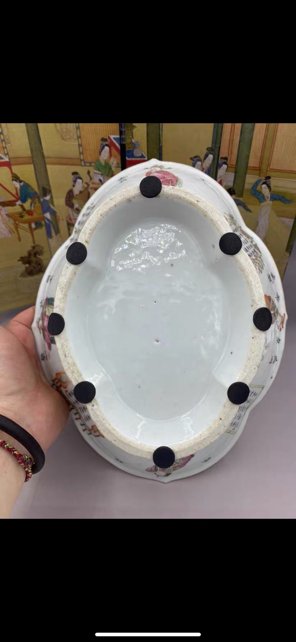 古玩陶瓷清道咸時(shí)期 粉彩無(wú)雙譜人物高足貢碗拍賣(mài),當(dāng)前價(jià)格9800元