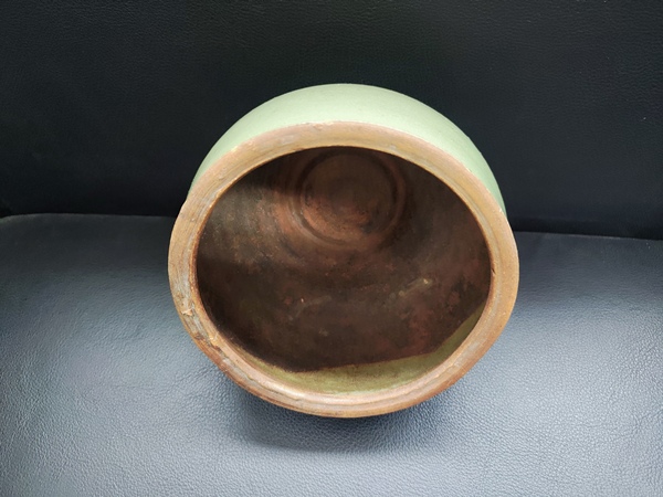 古玩陶瓷綠釉小缸拍賣(mài)，當(dāng)前價(jià)格150元