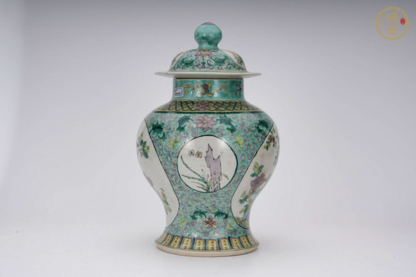 古玩陶瓷晚清·素三彩開(kāi)窗花?紋將軍罐真品鑒賞圖