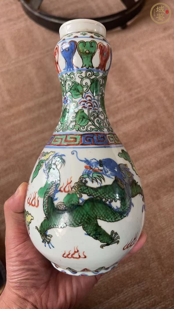 古玩陶瓷青花五彩龍紋蒜頭瓶真品鑒賞圖