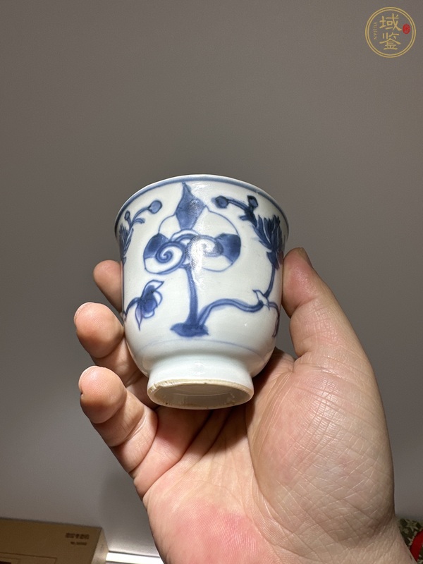 古玩陶瓷清早·青花纏枝花卉紋鈴鐺杯 真品鑒賞圖