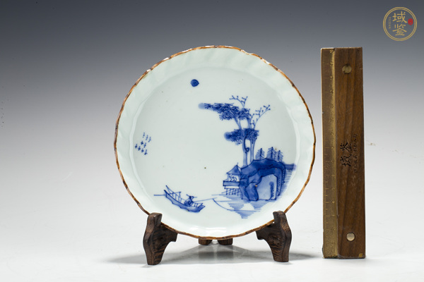古玩陶瓷明晚·青花山水漁舟紋花口盤真品鑒賞圖