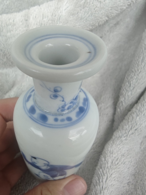 古玩陶瓷清康熙 青花人物紋棒槌瓶拍賣,當前價格16000元