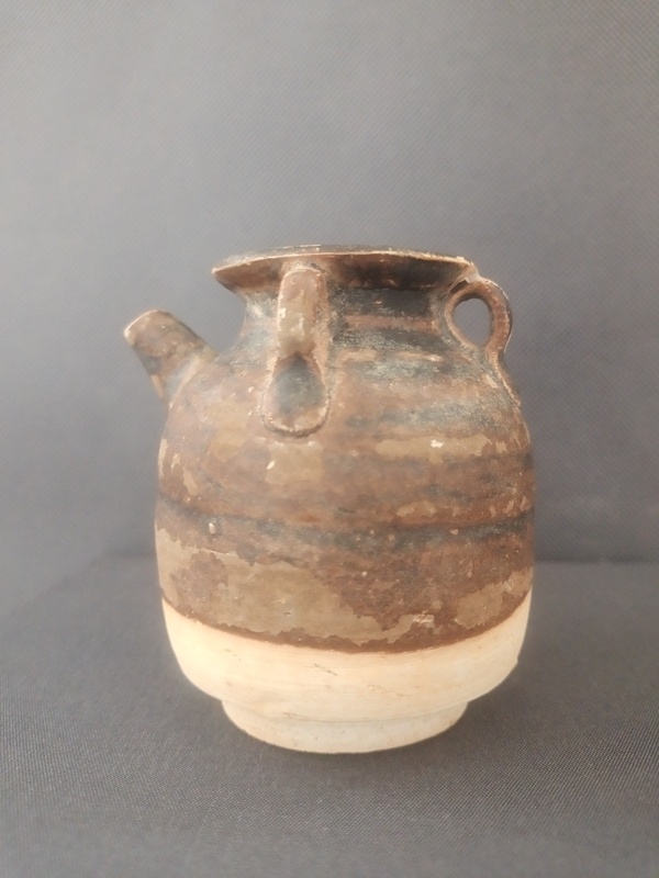 古玩陶瓷褐釉執(zhí)壺拍賣，當(dāng)前價格2000元