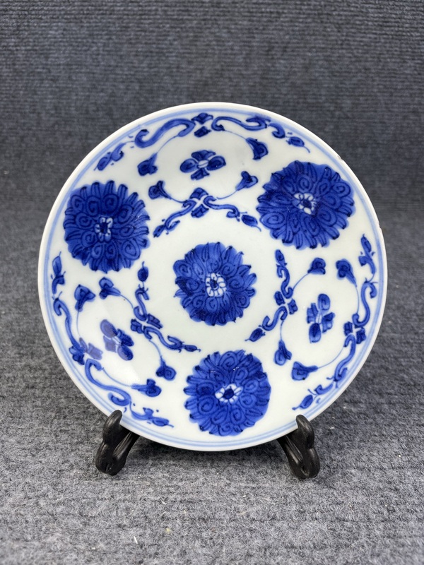 古玩陶瓷青花西番蓮花卉紋盤拍賣,當前價格1388元