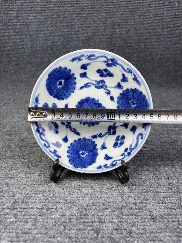 古玩陶瓷青花西番蓮花卉紋盤拍賣,當前價格1388元