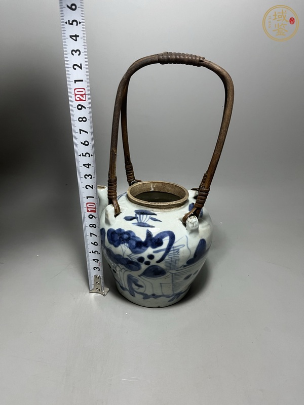 古玩陶瓷青花山水人物提梁壺真品鑒賞圖