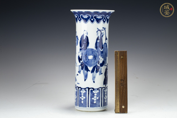 古玩陶瓷晚清·青花市井人物紋花觚真品鑒賞圖