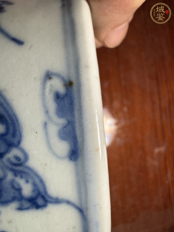 古玩陶瓷青花雙龍戲珠紋筒式爐 真品鑒賞圖