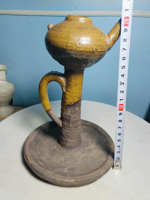 古玩陶瓷黃釉阿拉伯油燈拍賣，當前價格800元