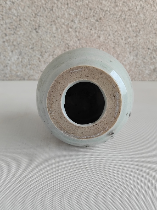 古玩陶瓷白釉罐拍賣(mài),當(dāng)前價(jià)格750元