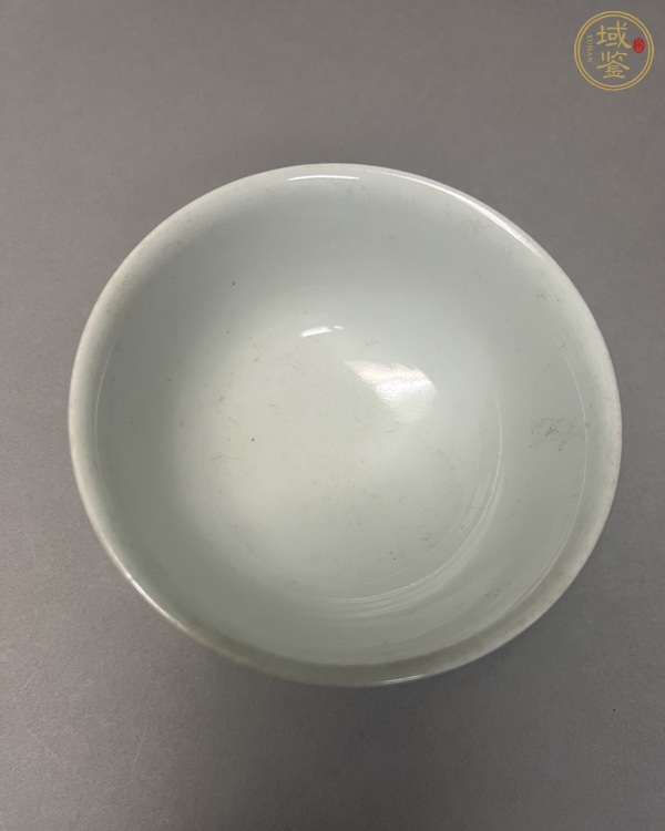 古玩陶瓷需上手,清道光風格,黃地洋彩碗真品鑒賞圖
